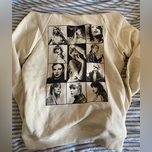 Taylor Swift the Eras Tour beige hoodie - small - Picture 3 of 3